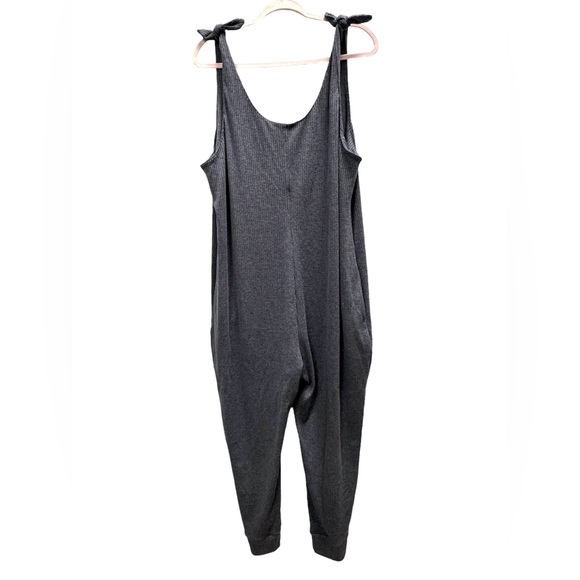 Smash + Tess “the knot your average romper” - Picture 4 of 7